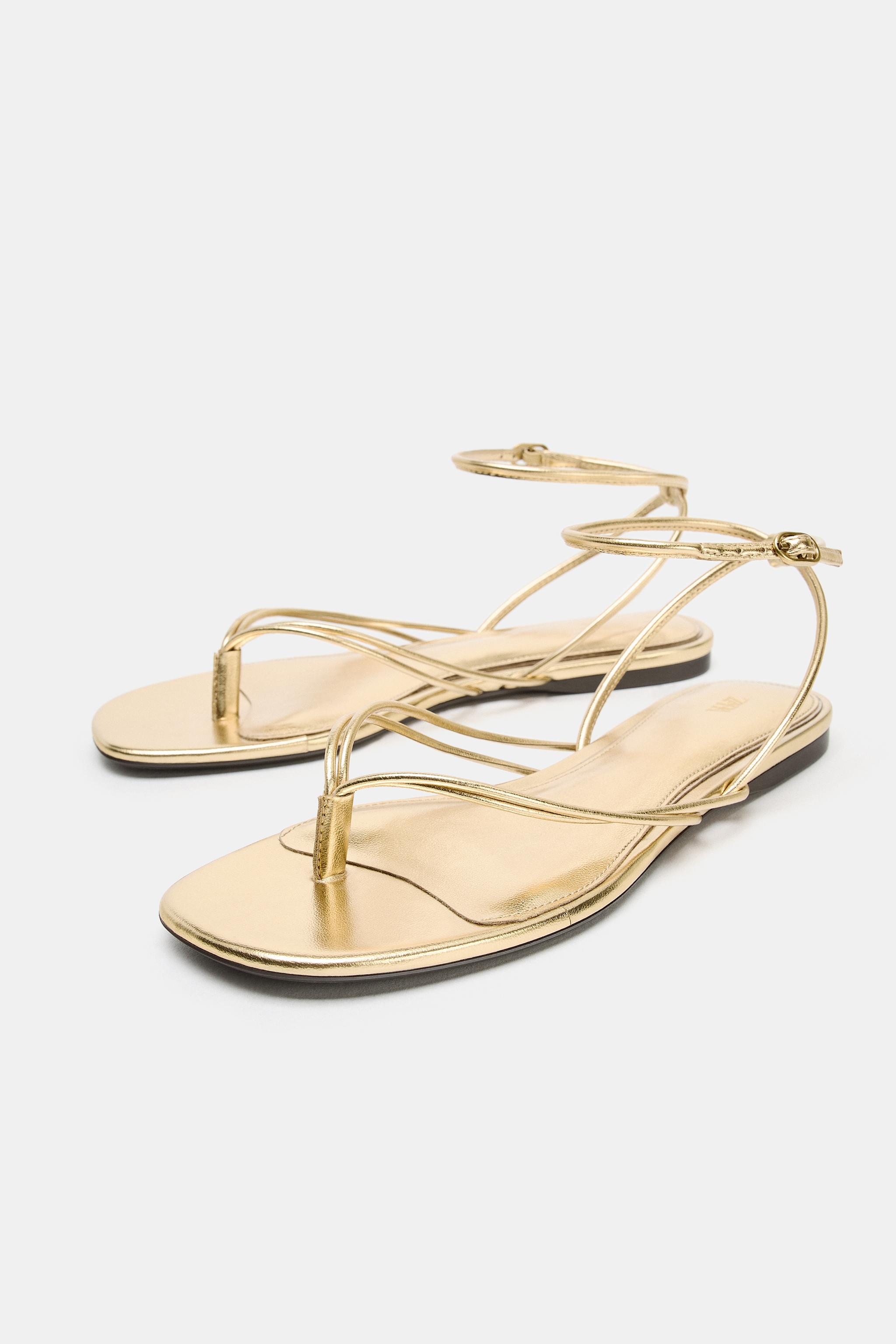 METALLIC EFFECT FLAT SANDALS