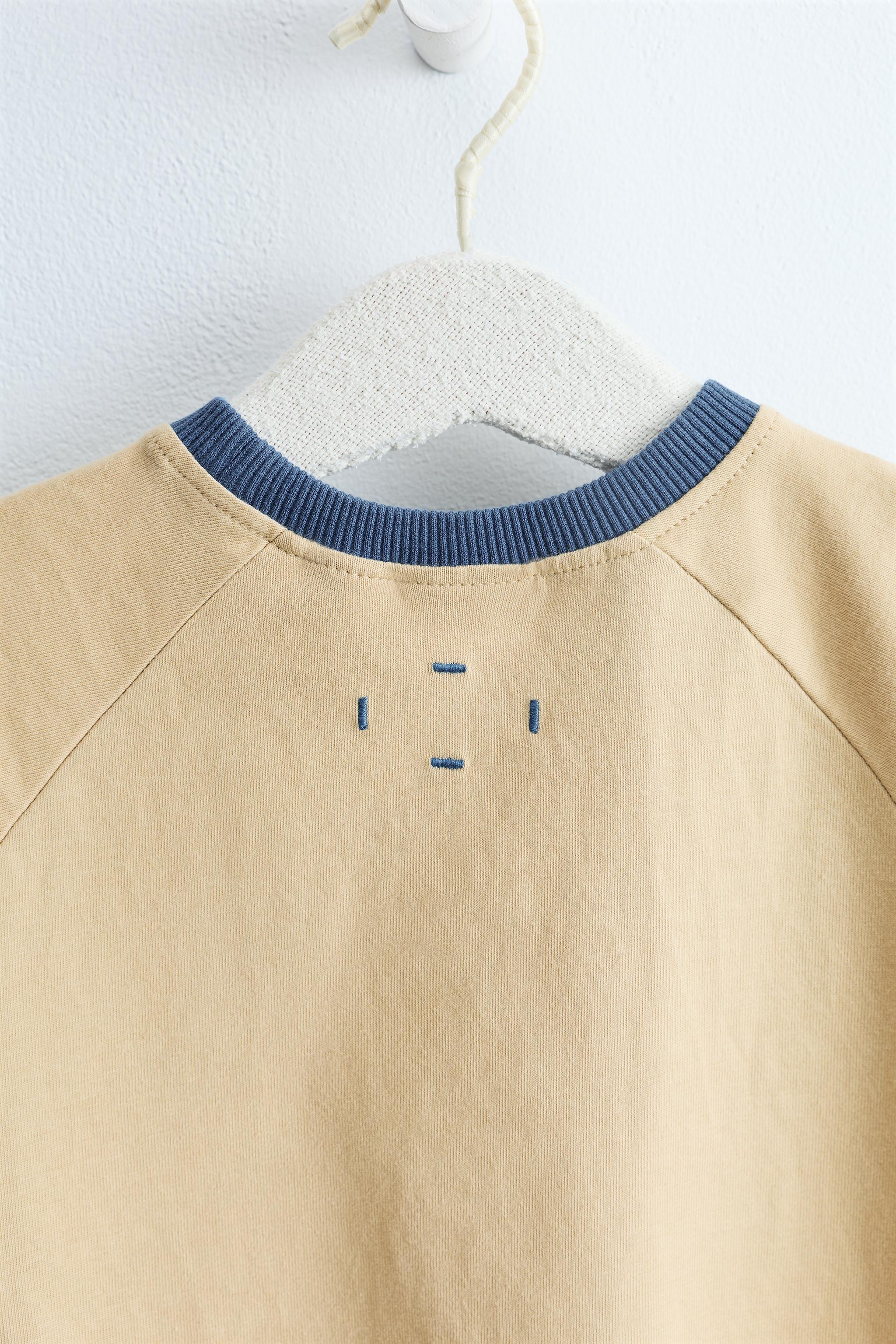 ZARA TIMELESS - T-SHIRT À LISERÉ EN CONTRASTE
