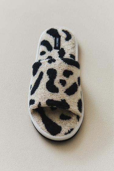 ANIMAL PRINT TERRY SLIDER SLIPPERS - Леопардовий Zara