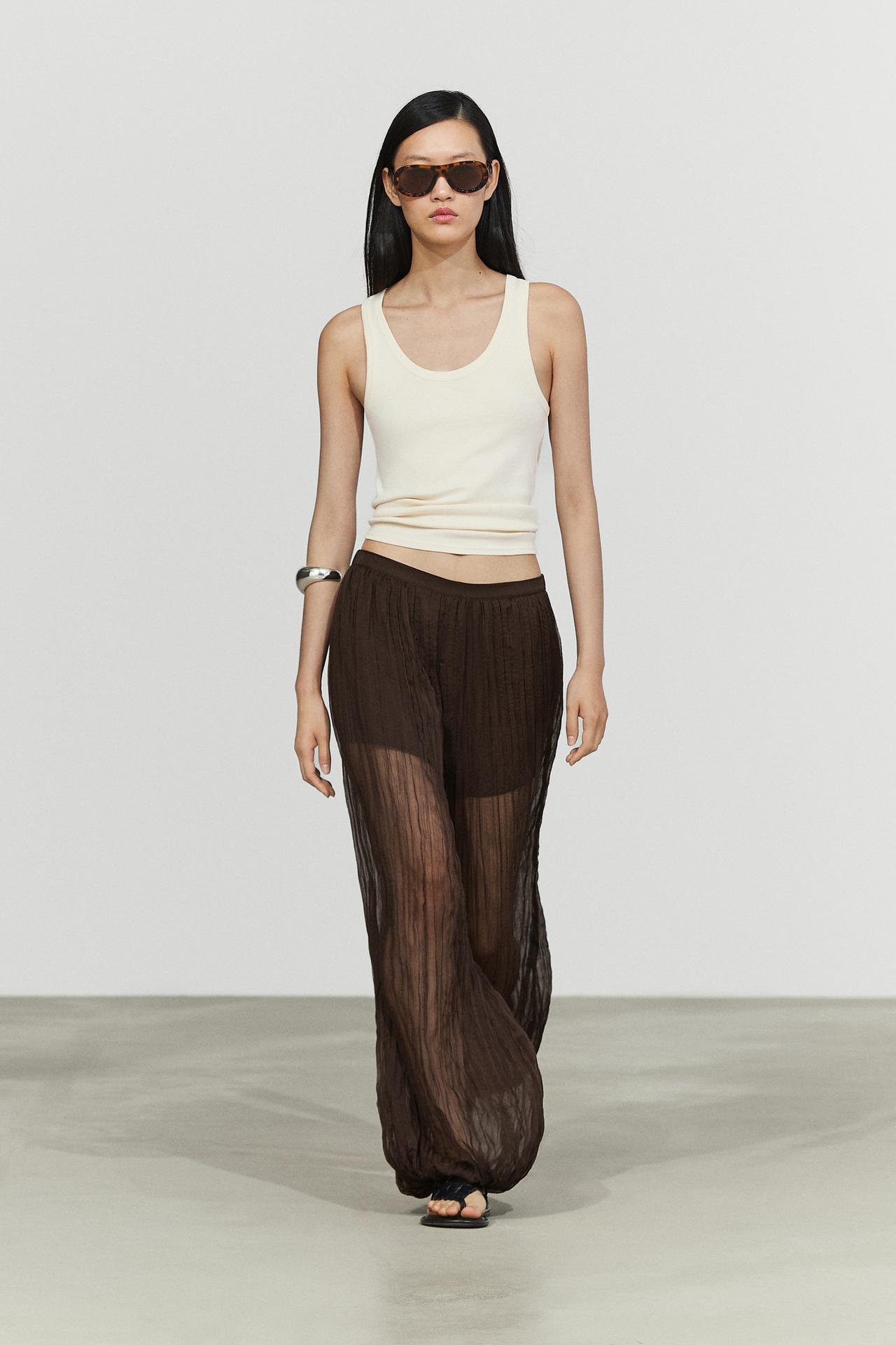 Total look flowing pants — Brown