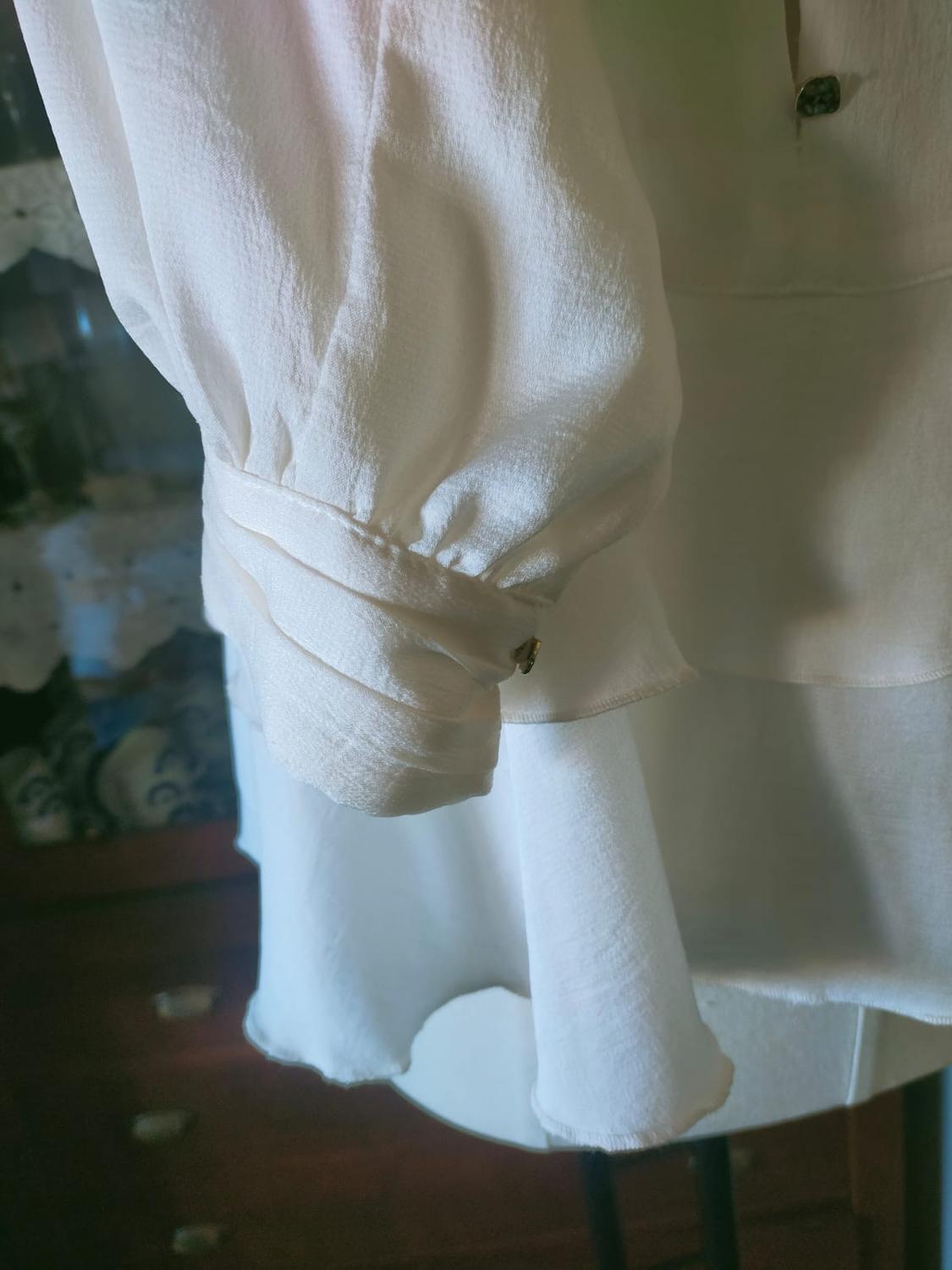 RUFFLED BLOUSE - Image 5