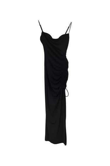 VESTIDO MIDI NEGRO FRUNCIDO CON ABERTURA LATERAL