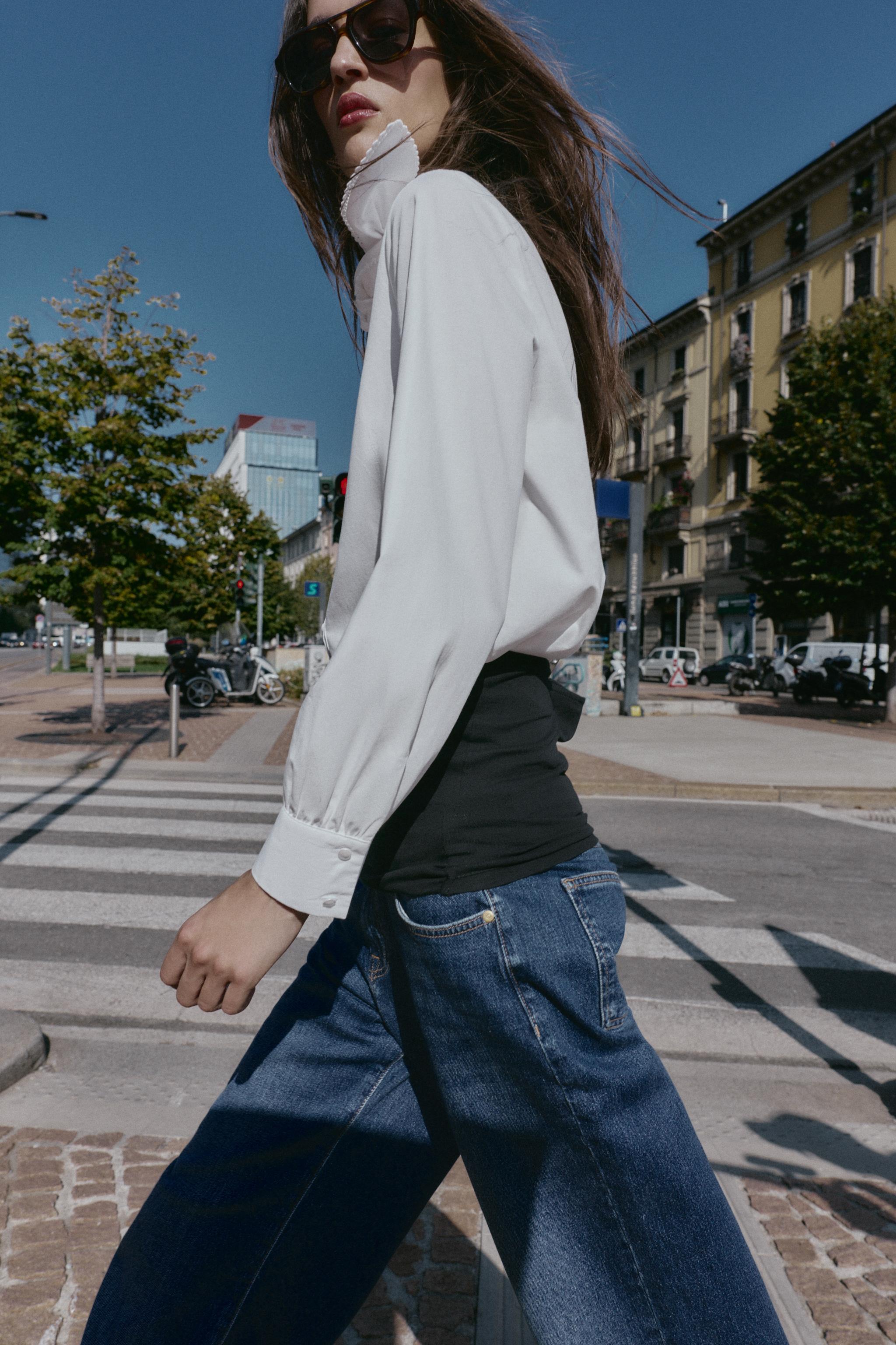 タグ付き新品☆ZARAのポプリンシャツパッド入りネック☆XS-Sサイズ