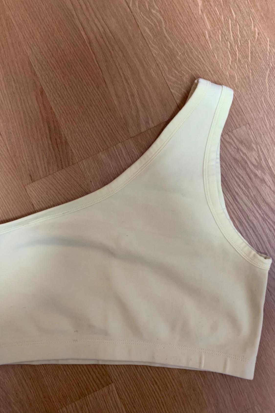 ASYMMETRIC SEAMLESS TOP - Image 2