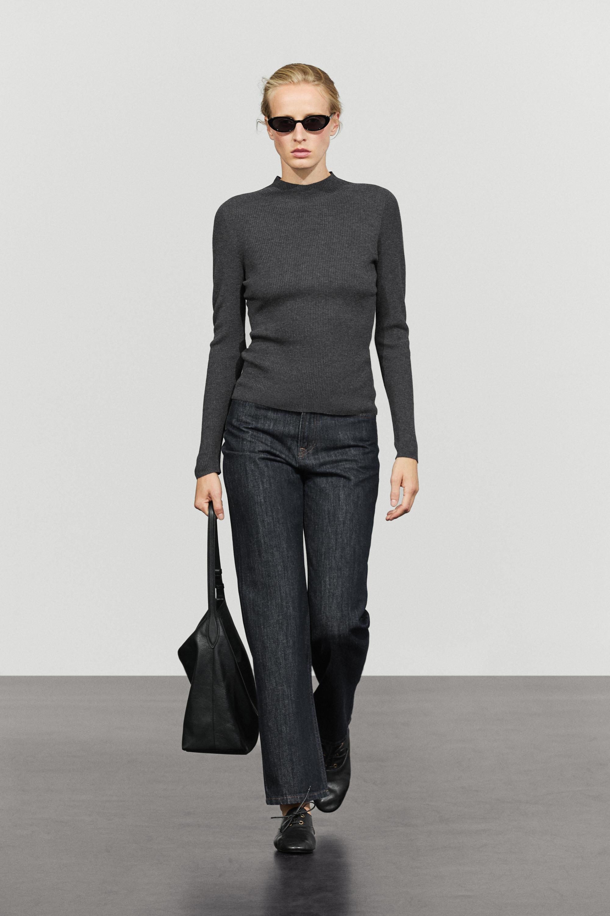 Ribbed knit mock turtleneck sweater — Anthracite grey