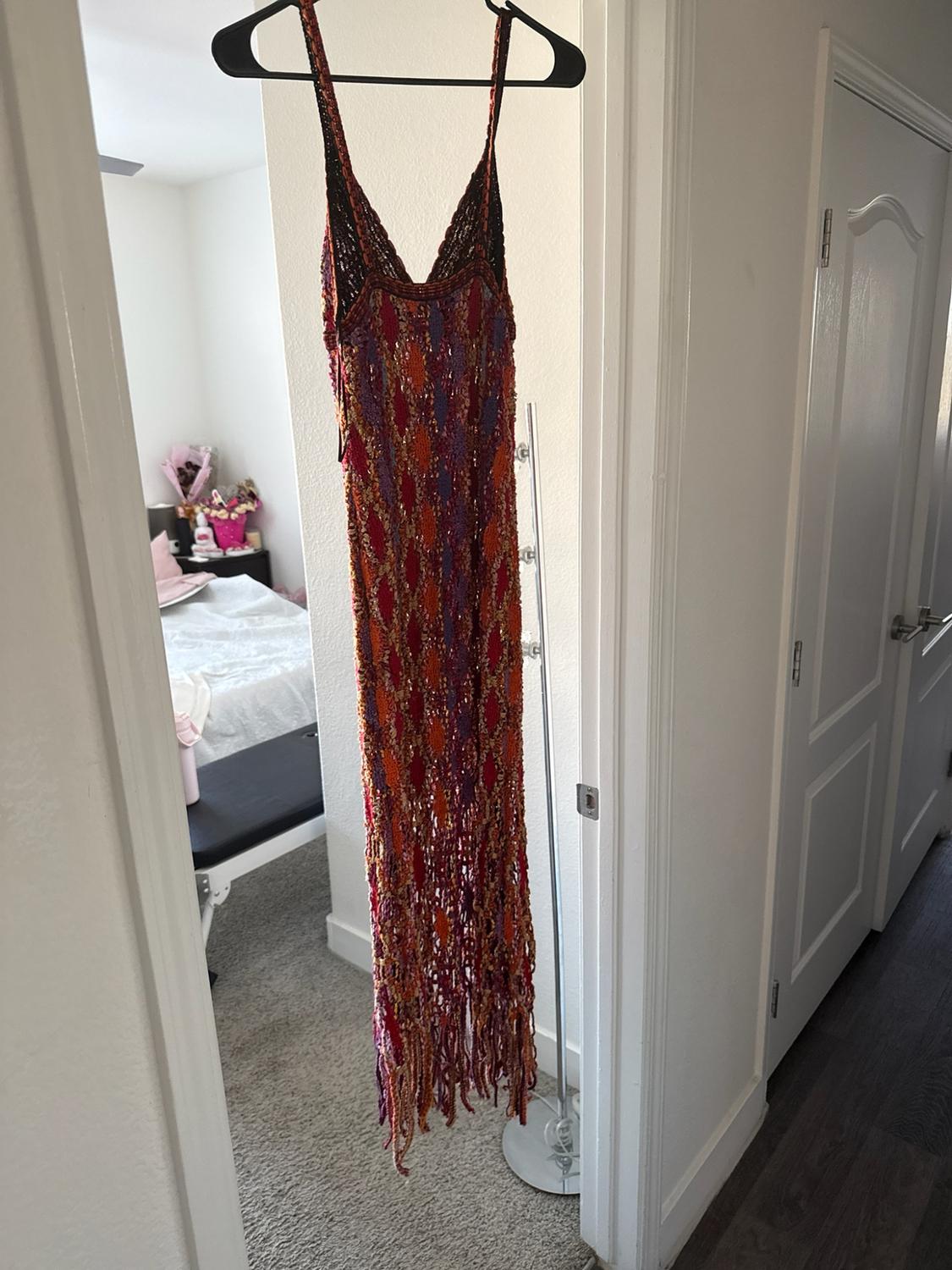 FRINGED KNIT MIDI DRESS - Image 4