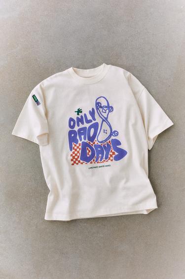 CAMISETA ESTAMPADA ETIQUETA - Crudo de Zara