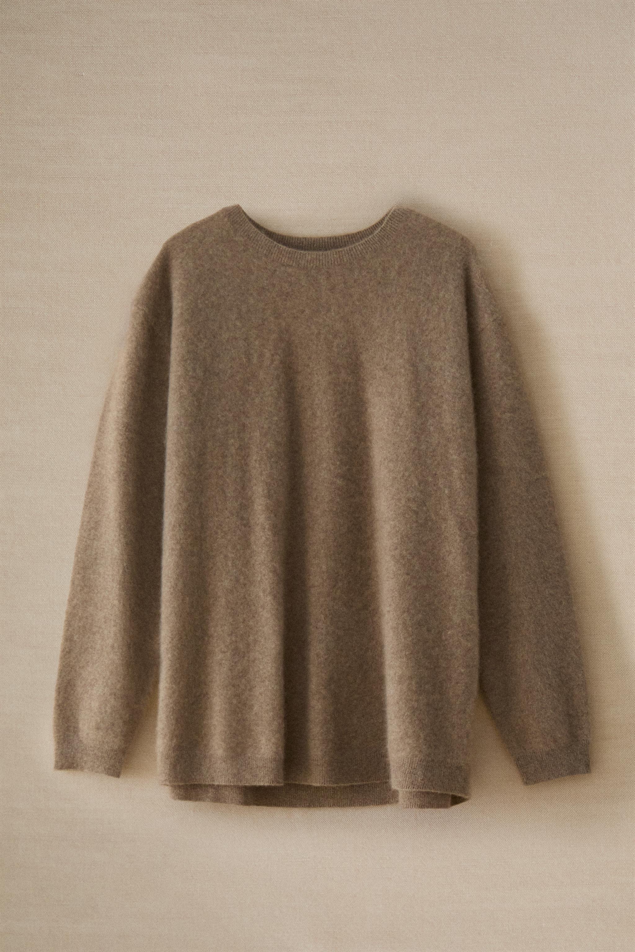 CASHMERE SWEATER