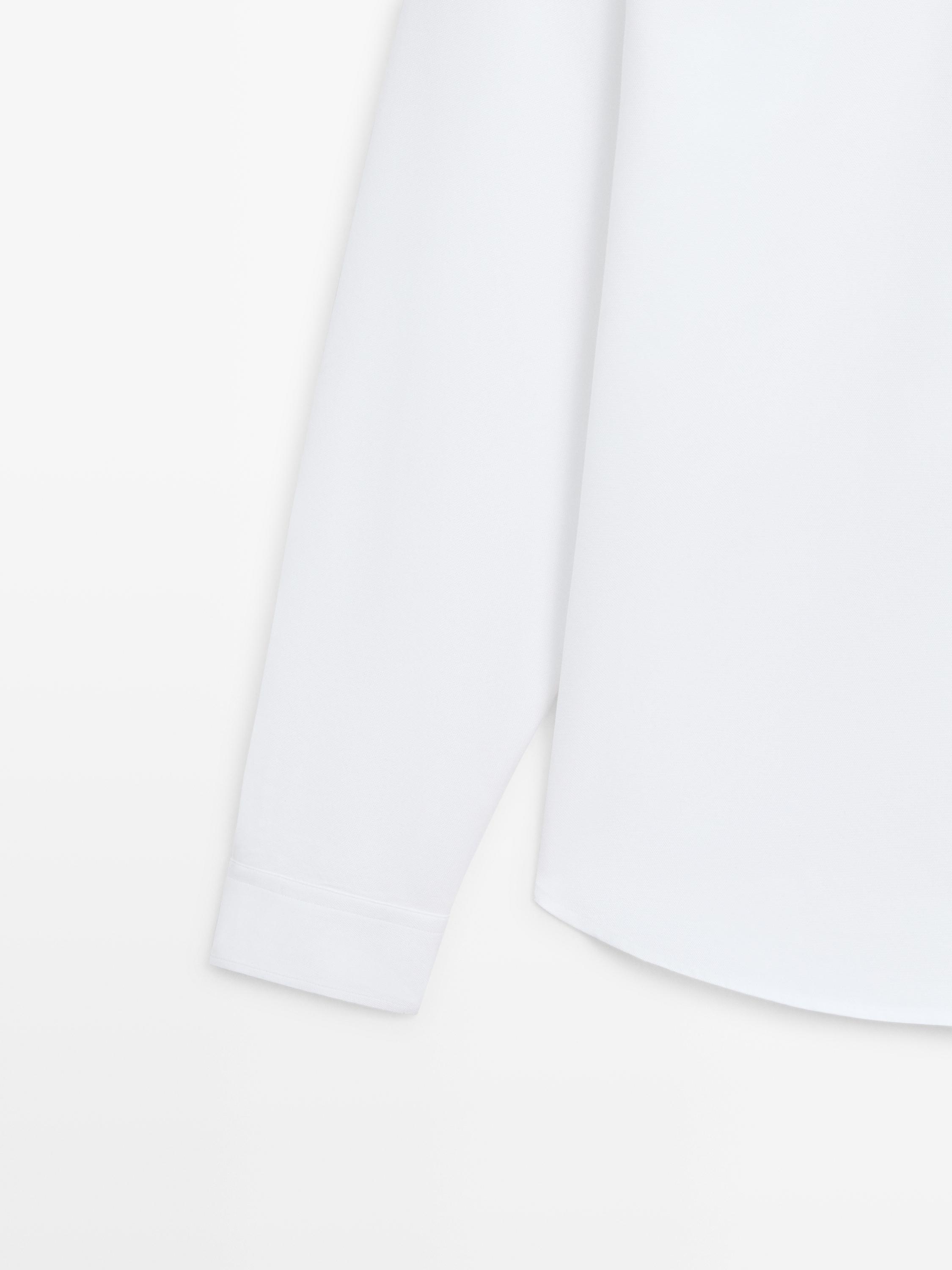 100% cotton regular fit Oxford shirt