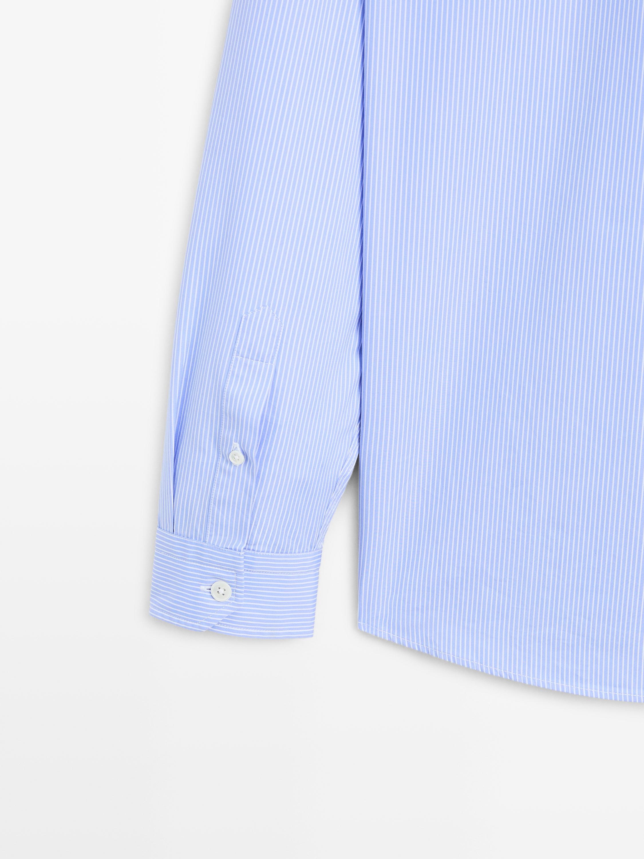 Chemise regular en popeline à rayures