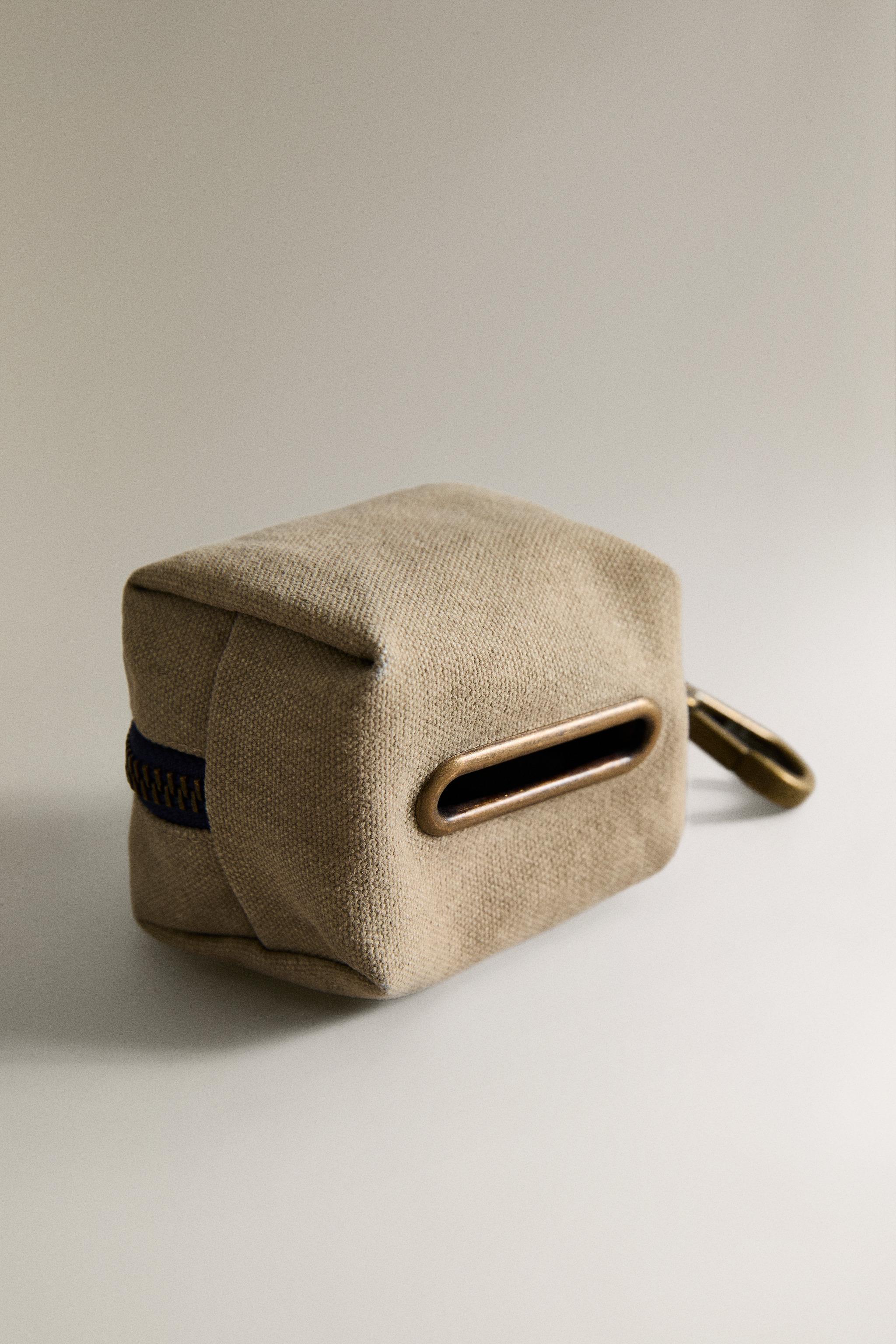 DISTRIBUTEUR SACS ANIMAUX