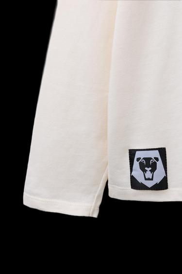 CAMISETA ESTAMPADA KPOP DEMON HUNTERS™ NETFLIX © - Crudo de Zara