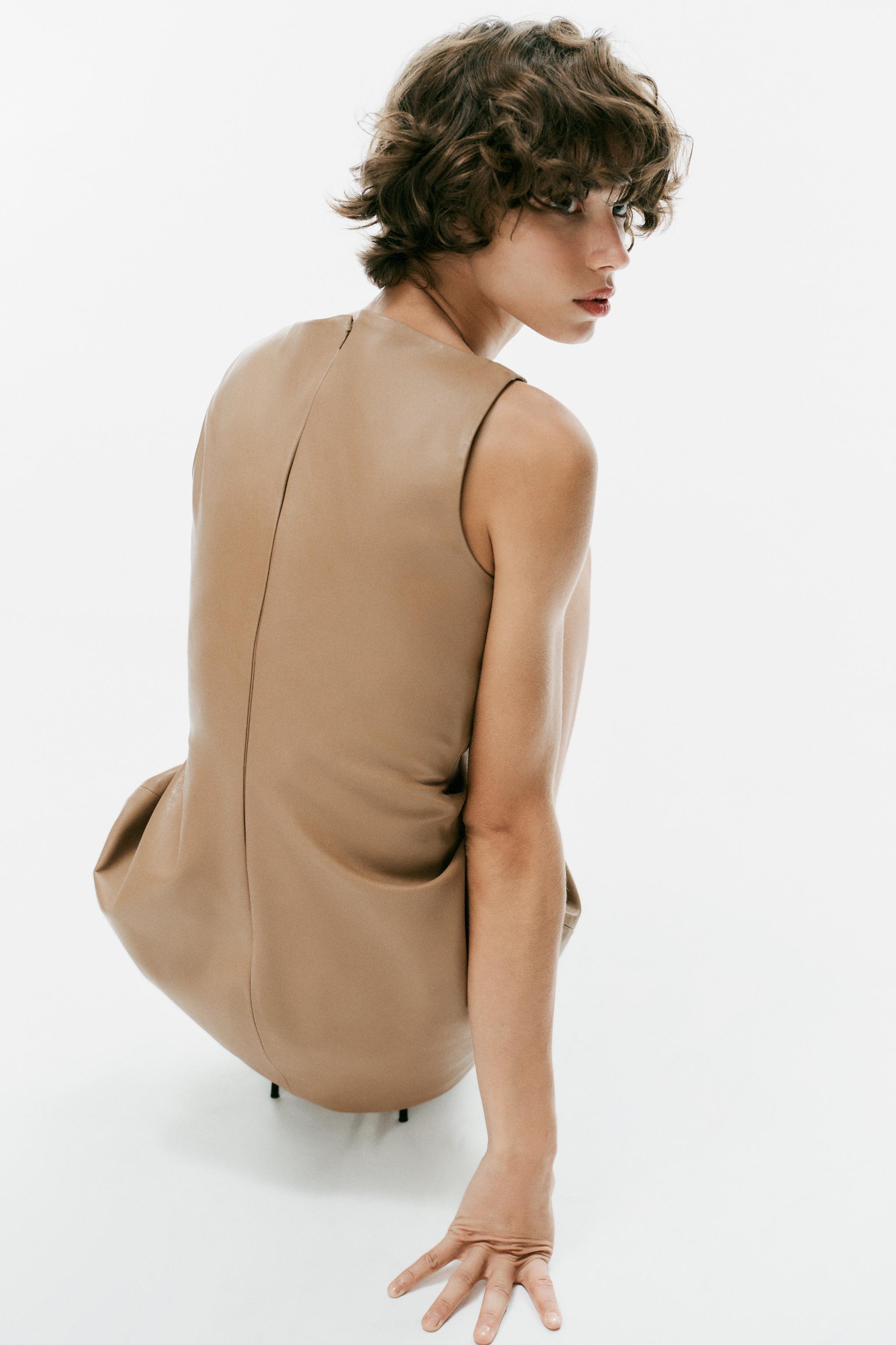Женские платья Zara FAUX LEATHER MINI DRESS — фото 4