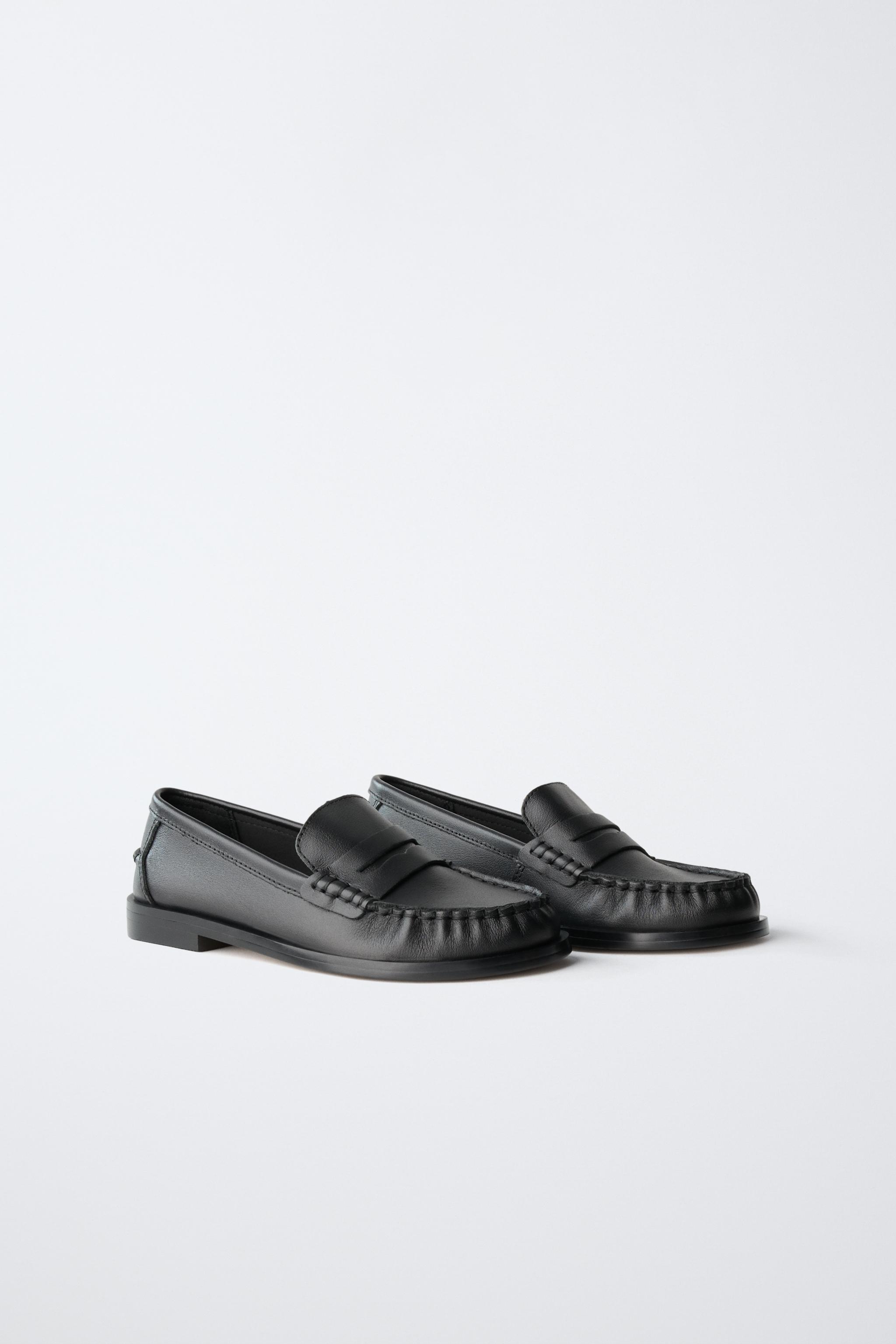 MOCASSINS EN CUIR