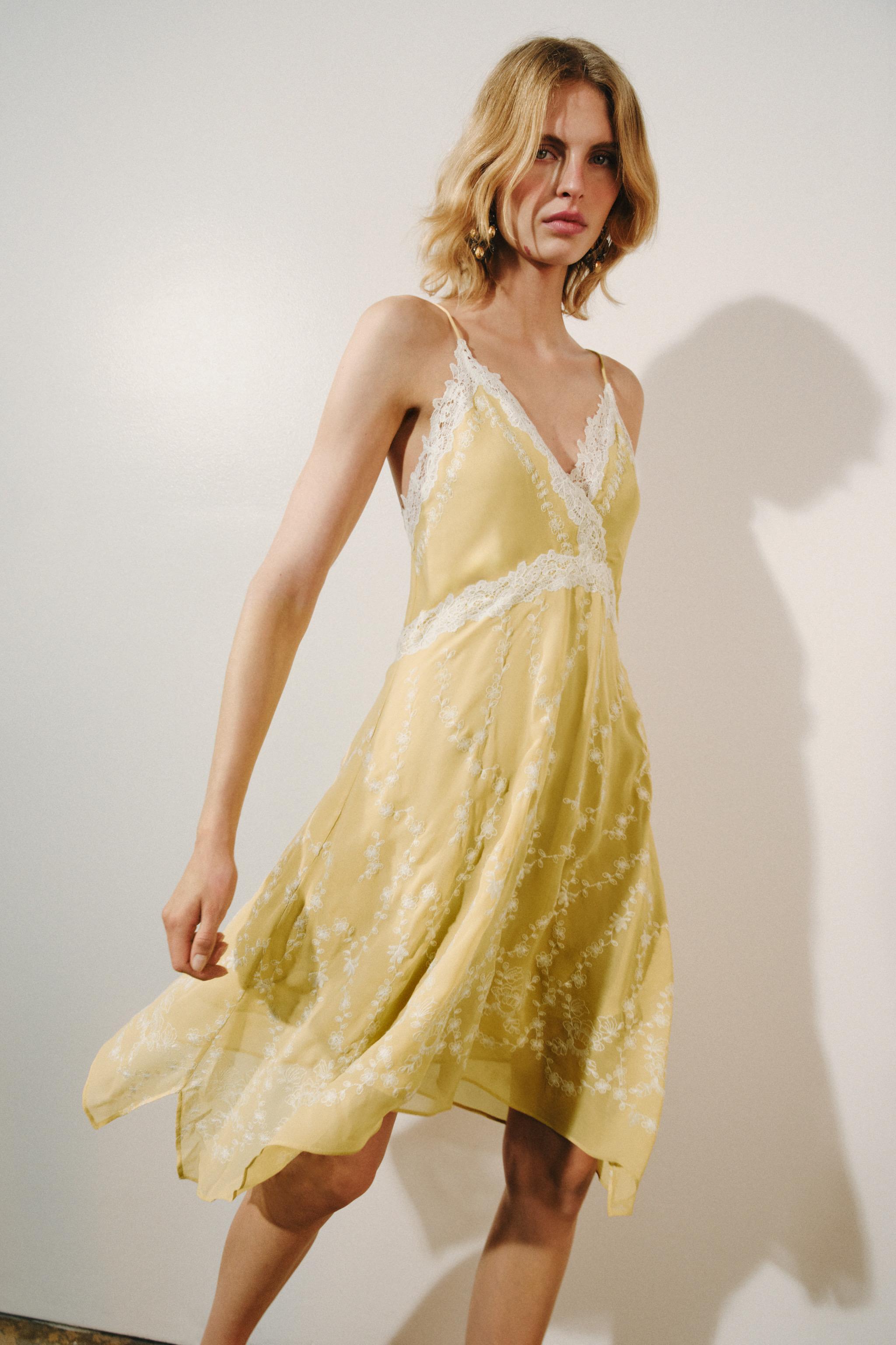 Женские платья Zara ZW COLLECTION EMBROIDERED SHORT DRESS — фото 2
