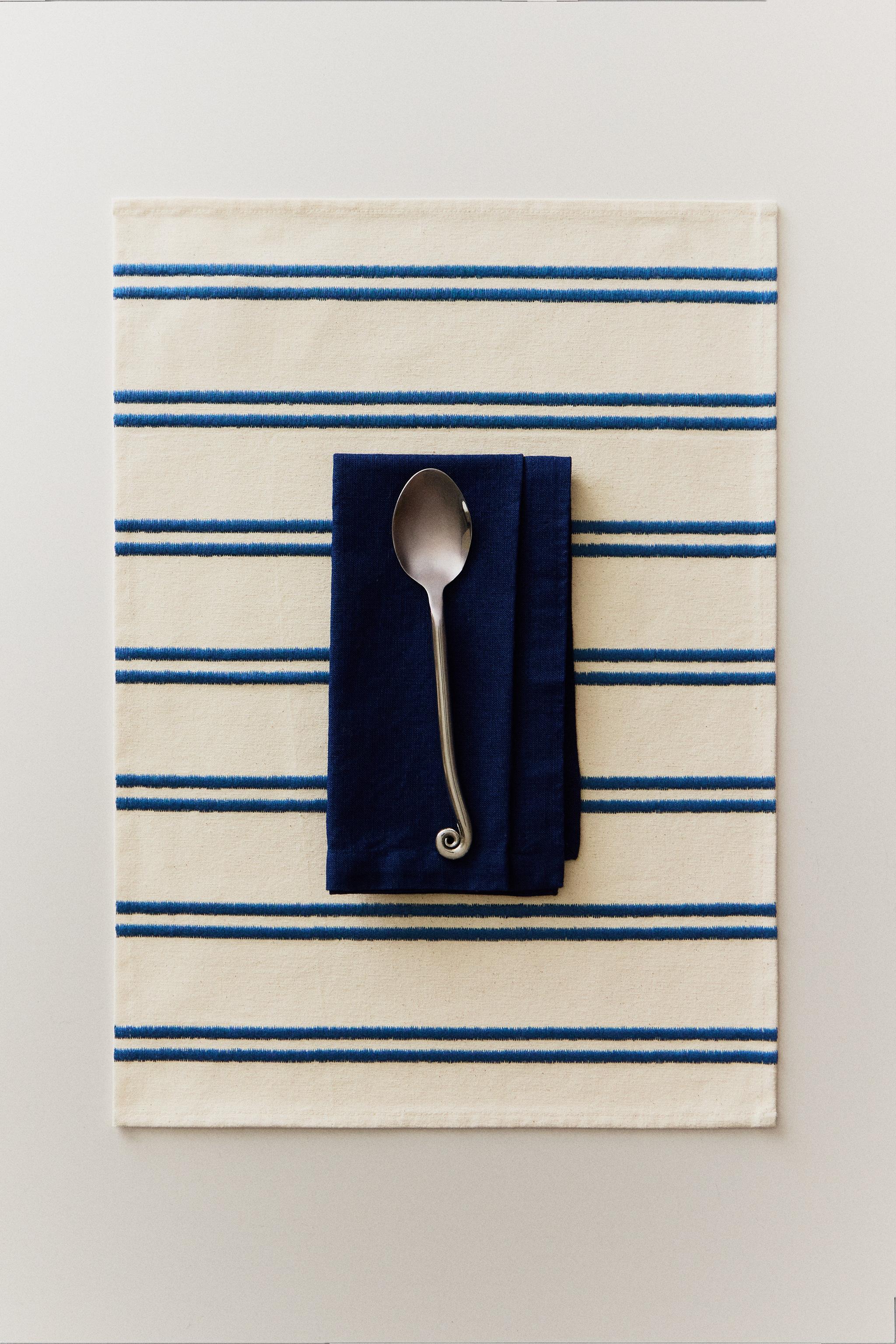 Zara EMBROIDERED STRIPE PLACEMAT — фото 6