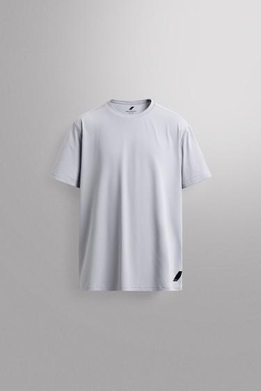 ASOSIY TEXNIK FUTBOLKA - Och koʻk Zara tomonidan