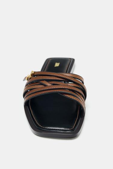 SANDALES PLATES BRIDES CUIR ET BOUCLE - Marron de Zara - Image 2