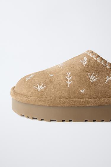 EMBROIDERED SHEEPSKIN CLOGS - Brown by Zara - Image 5