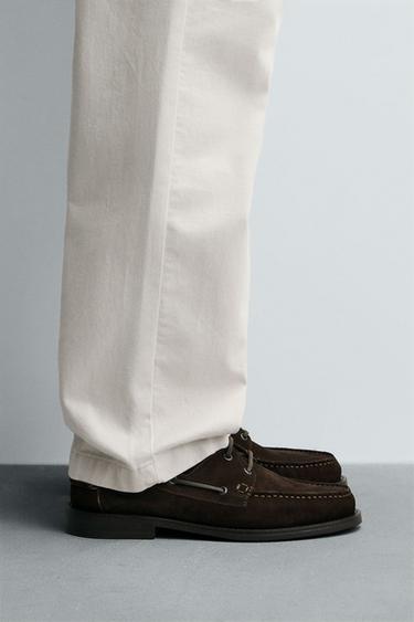 CHAUSSURES BATEAU EN CROÛTE DE CUIR ÉDITION LIMITÉE - Marron de Zara - Image 0
