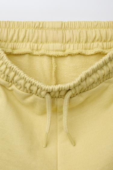 ENSEMBLE T-SHIRT ET BERMUDA SPORT - Jaune de Zara - Image 8