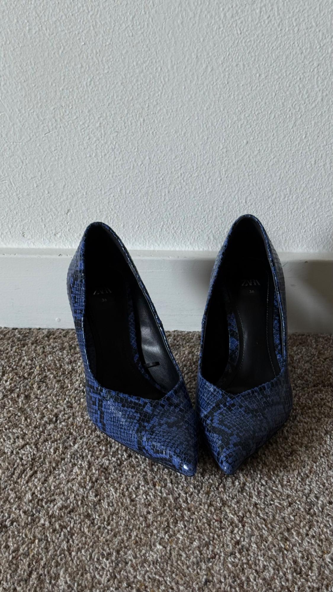 PRINTED HIGH HEELED SHOES - Image 3