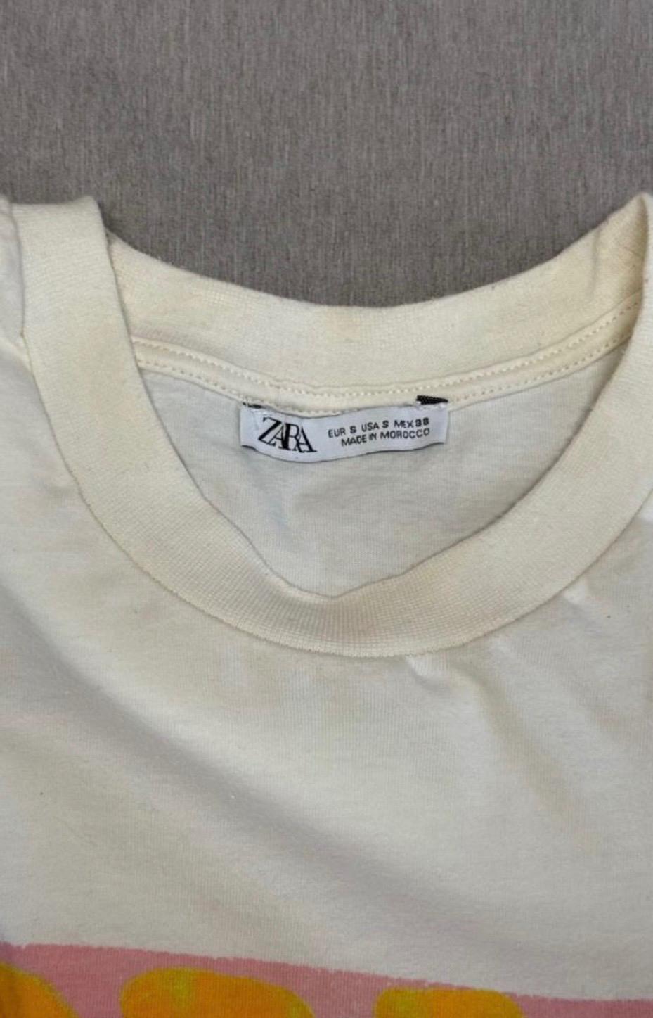 T-SHIRT WITH CONTRAST SLOGAN - Image 3