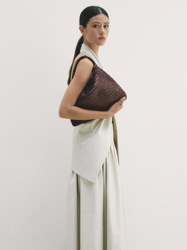 Bolso shopper trenzado piel napa - Marrón de Zara
