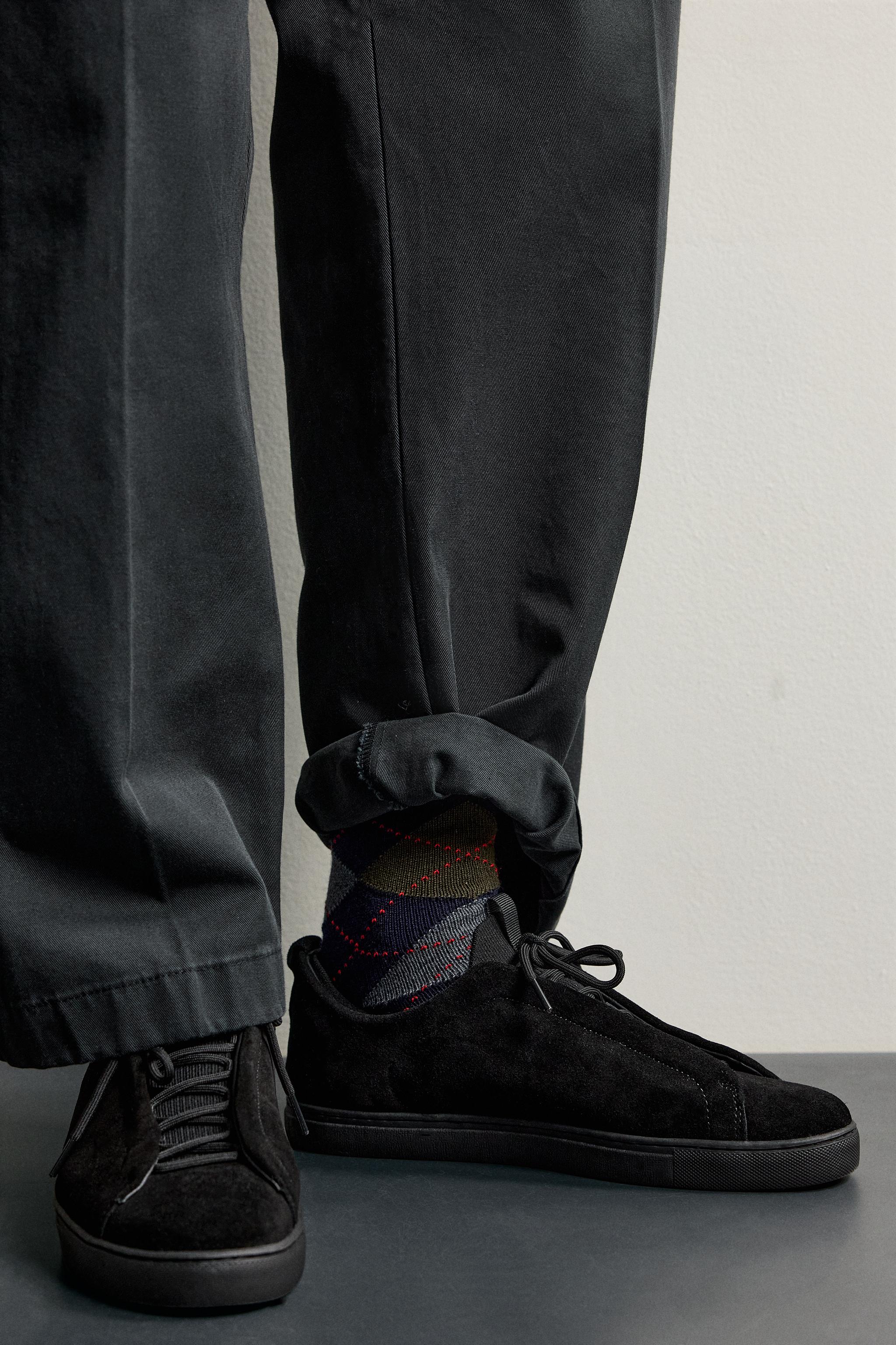 LEATHER SNEAKERS