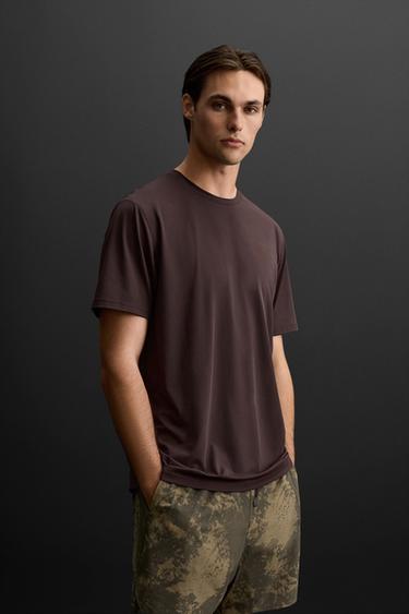 CAMISETA BÁSICA ENTRENAMIENTO - Burdeos oscuro de Zara