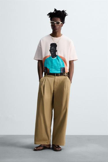 CAMISETA GRÁFICO © OTIS KWAME KYE QUAICOE - Rosa palo de Zara - Imagen 0