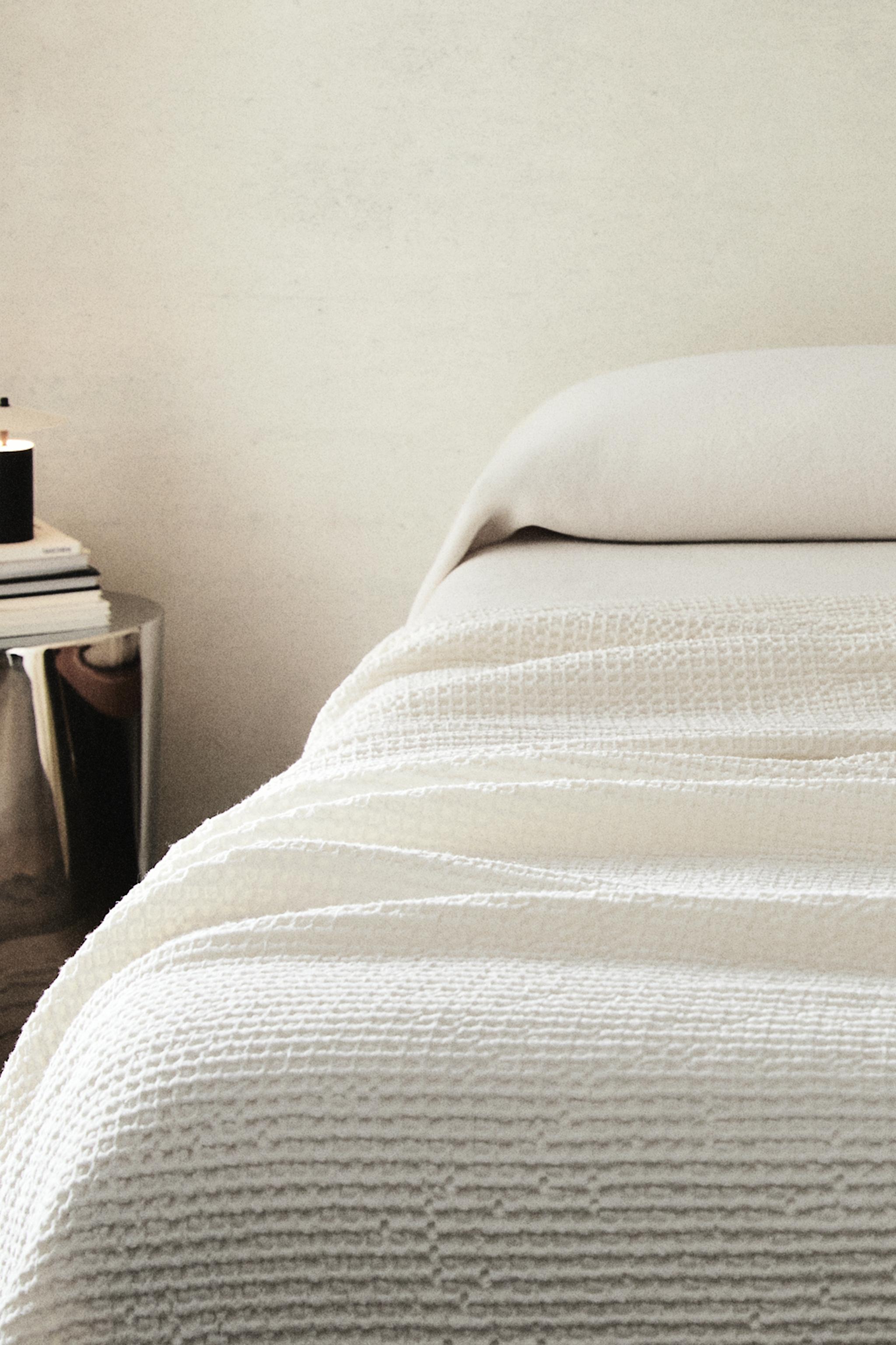 ZARA HOME ベッドカバー ベッドカバー | ベッドスプレッド すべてを見る | ZARA 日本