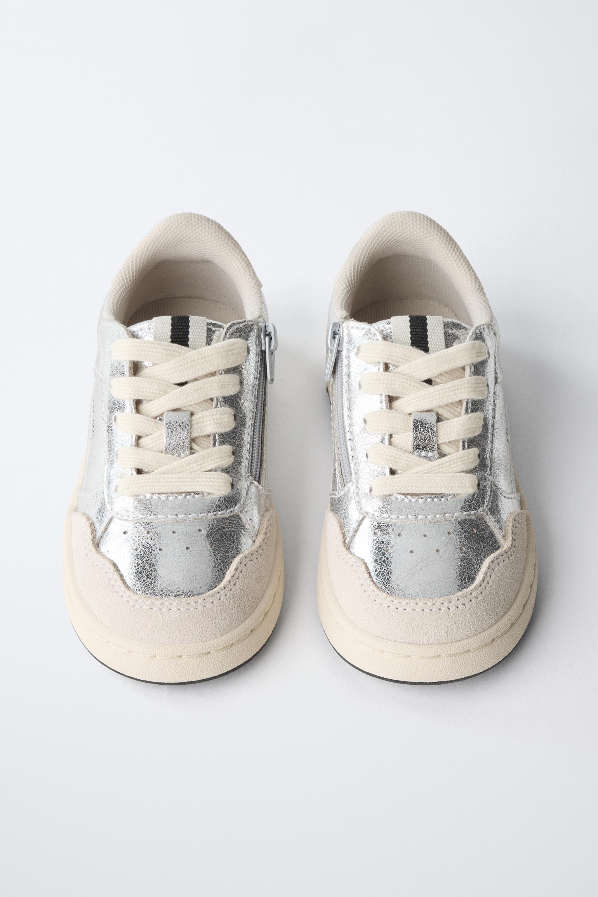 METALLIC SNEAKERS