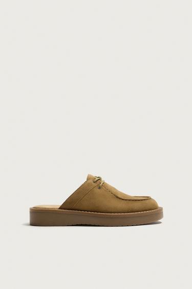 ZUECO PIEL - Beige de Zara