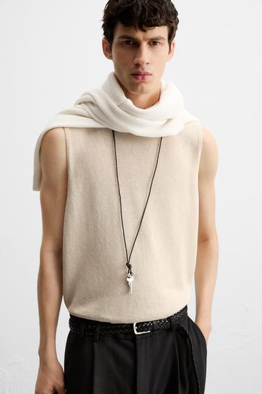 DÉBARDEUR EN MAILLE COUPE DÉCONTRACTÉE - Beige clair de Zara - Image 4