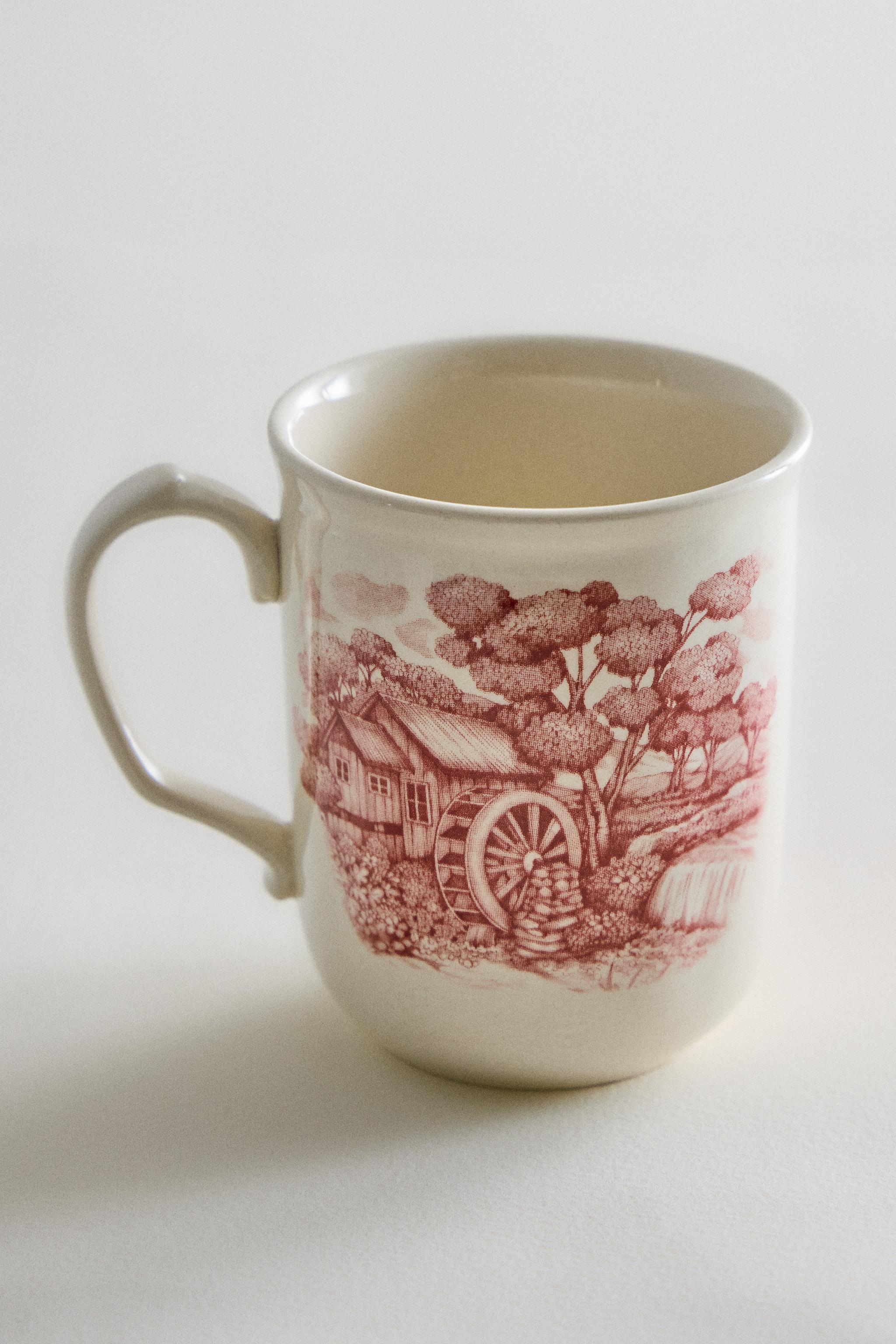 EARTHENWARE LANDSCAPE MUG