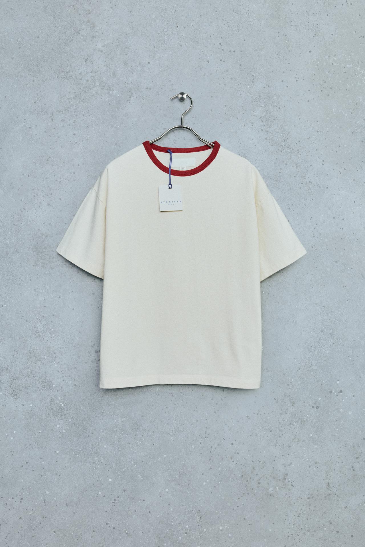 STORIESZ - CONTRAST NECK T-SHIRT — Ecru / Navy
