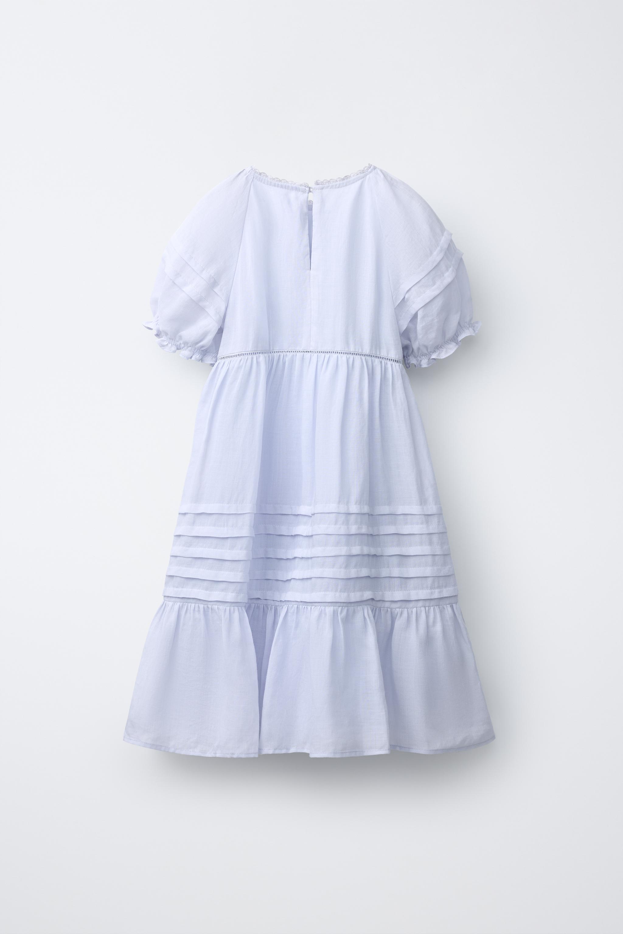ROBE PLIS NERVURÉS ET DENTELLE 100% RAMIE
