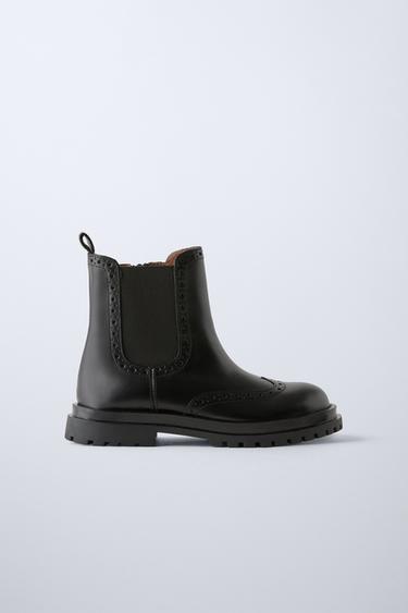LEATHER ANKLE BOOTS WITH BROGUING - Black by Zara