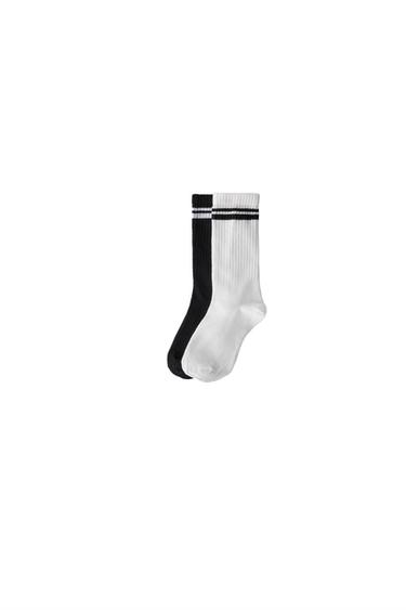 PACK DOS CALCETINES MEDIO RAYAS DEPORTIVAS - Blanco de Zara