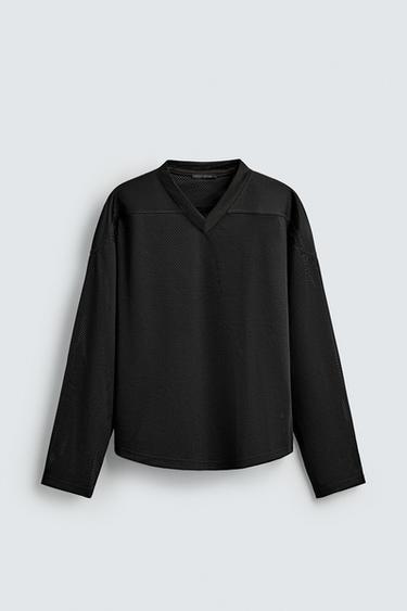PLAYERA ESTRUCTURA ABIERTA - Negro de Zara