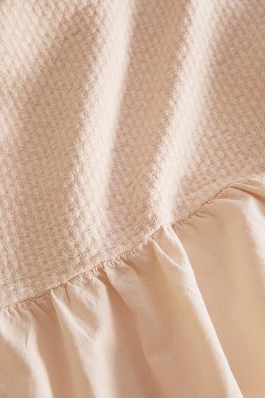 CHILDREN'S BEDSPREAD WITH RUFFLES - Dusty pink by Zara