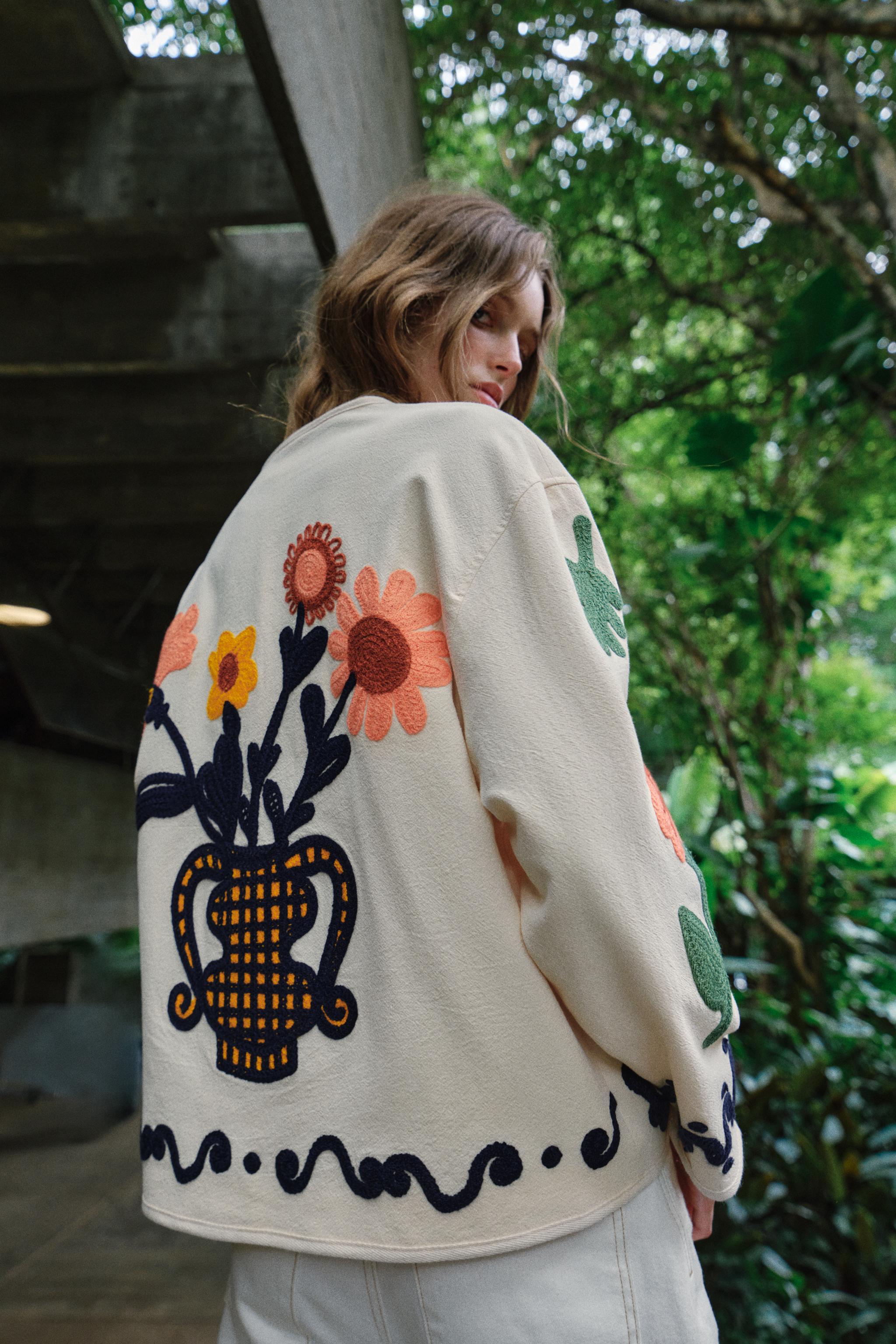 100% COTTON EMBROIDERED FLORAL JACKET - Ecru | ZARA Canada