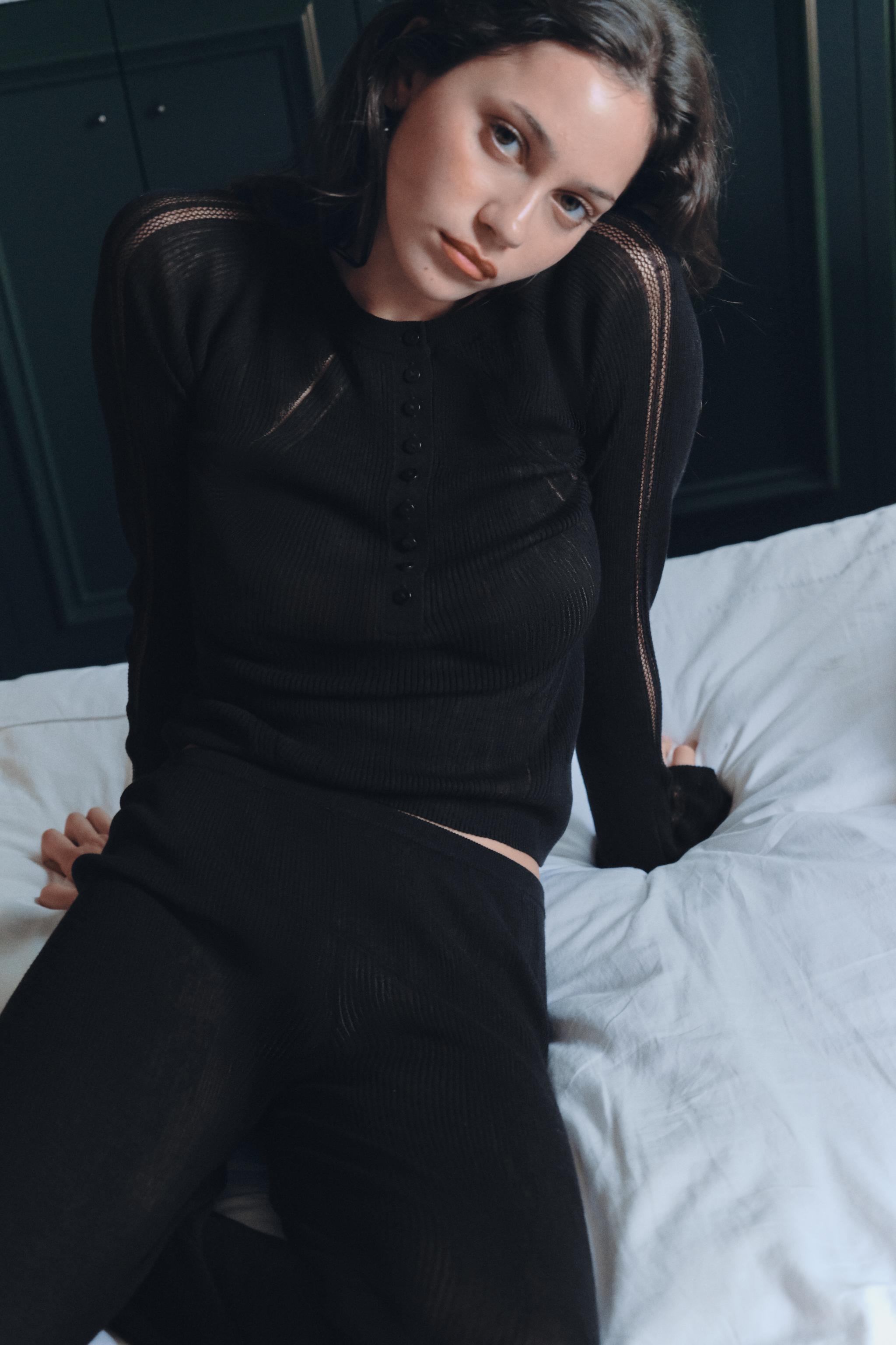 RIB KNIT BUTTON T-SHIRT