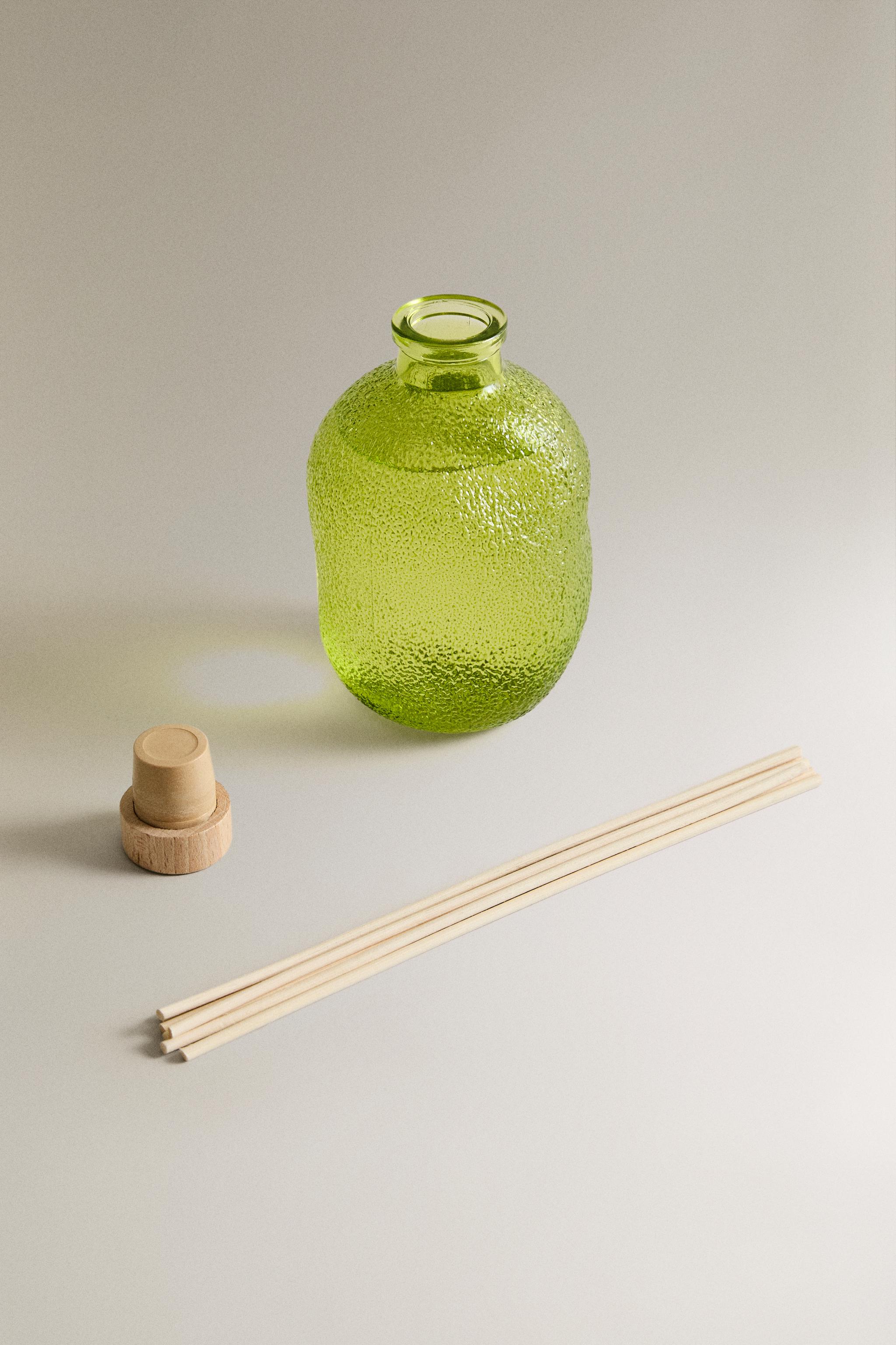 (435 ML) BERGAMOT & SANDALWOOD REED DIFFUSERS — Ecru / Green