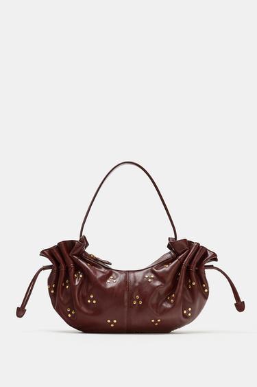BOLSA DE OMBRO COM TACHAS E FRANZIDO - Vermelho-bordô da Zara - Imagem 0