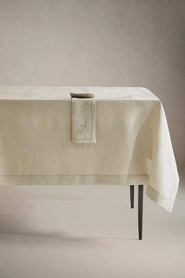 NAPPE LIN BRODERIE FLORALE - Bleuté de Zara - Image 0