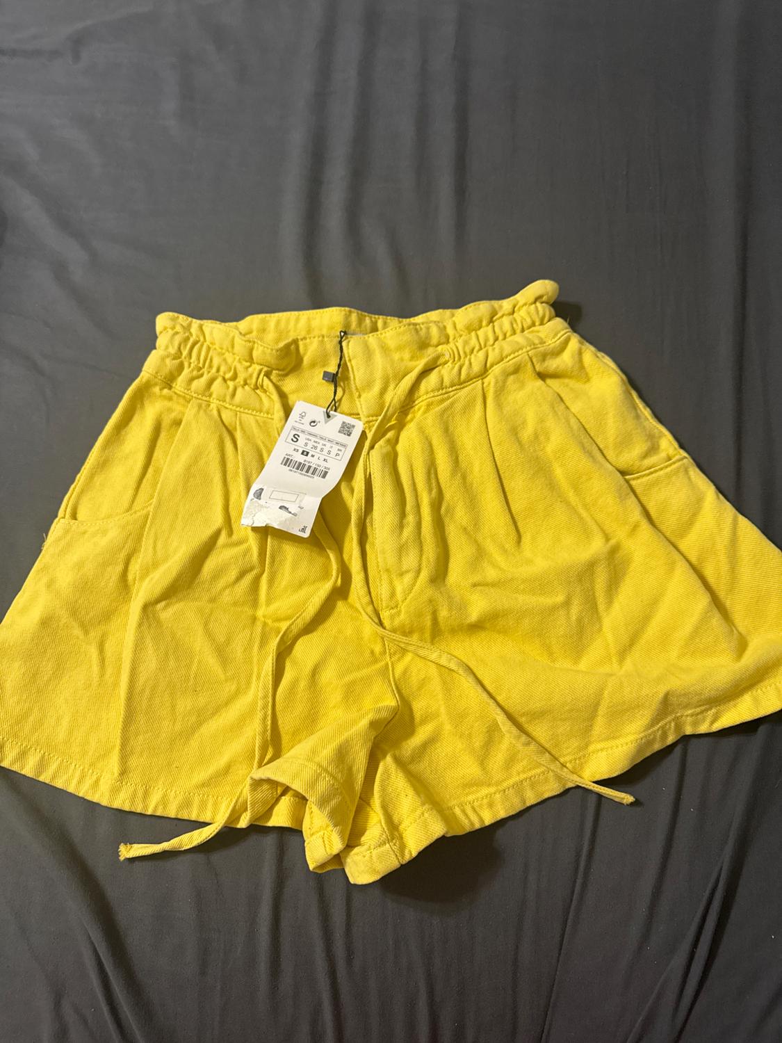 PAPERBAG SHORTS