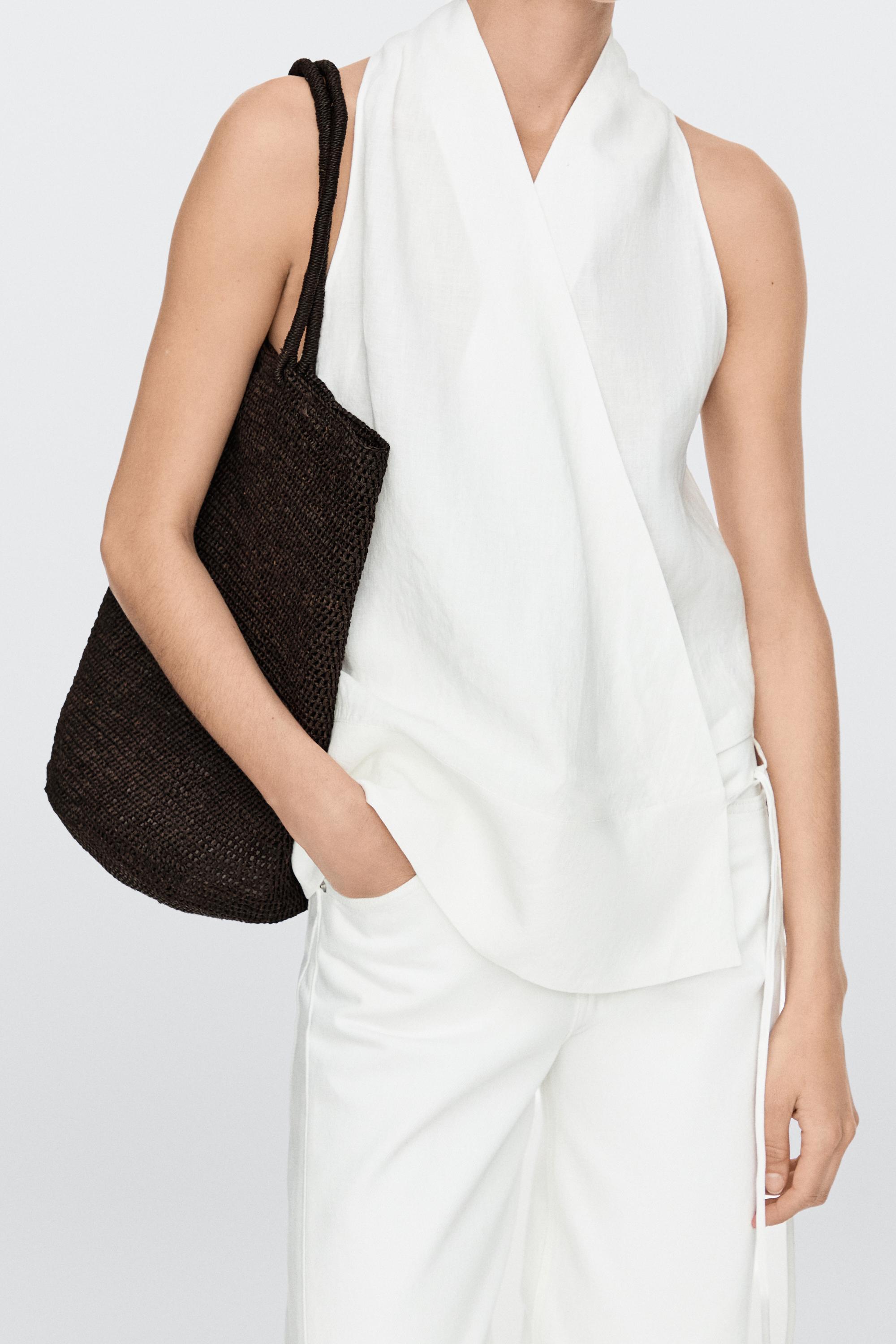 Raffia bucket tote bag
