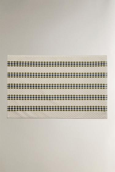 GEOMETRIC TEXTURED BATH MAT - Blue / Green by Zara